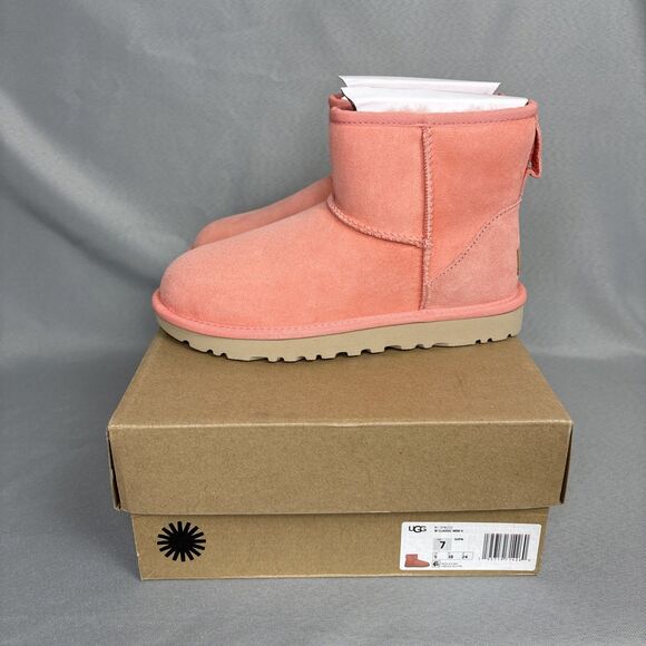 New Womens Ugg Boots Sz 7 Classic Mini Rare Gorgeous Color SHPN Seashell Pink - Picture 13 of 16
